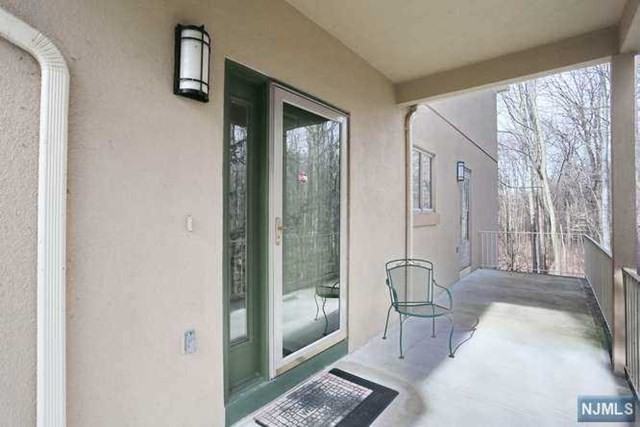 38 Rio Vista Dr - Photo 2 of 23