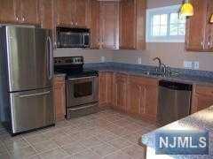 79 Hutton Rd - Photo 2 of 10