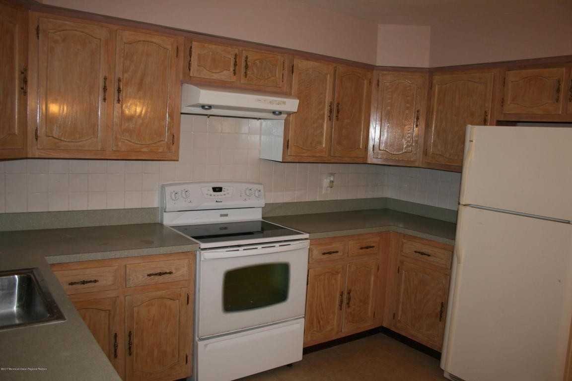 6A Birchwood Ct #a - Photo 2 of 19