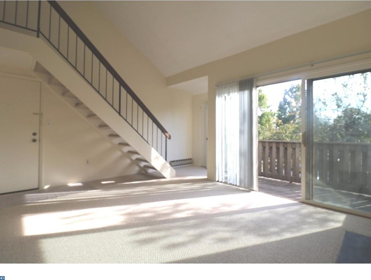 1310 Aspen Dr - Photo 3 of 13