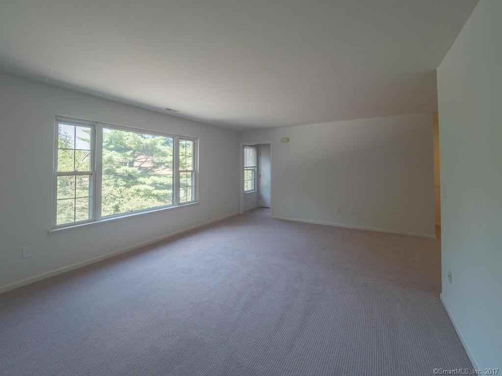 44 Village Walk - Photo 3 of 22