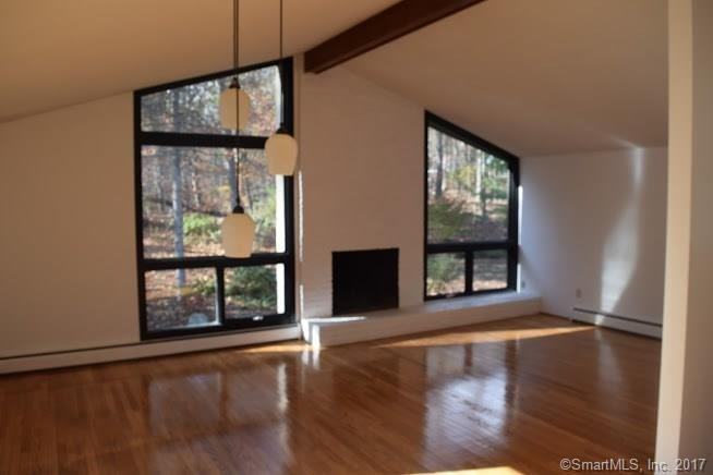 70 Robin Ln - Photo 3 of 22