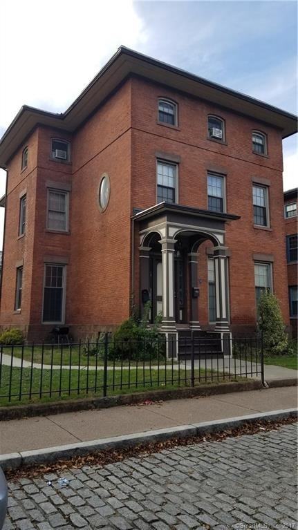 43 Congress St #c - Photo 2 of 28