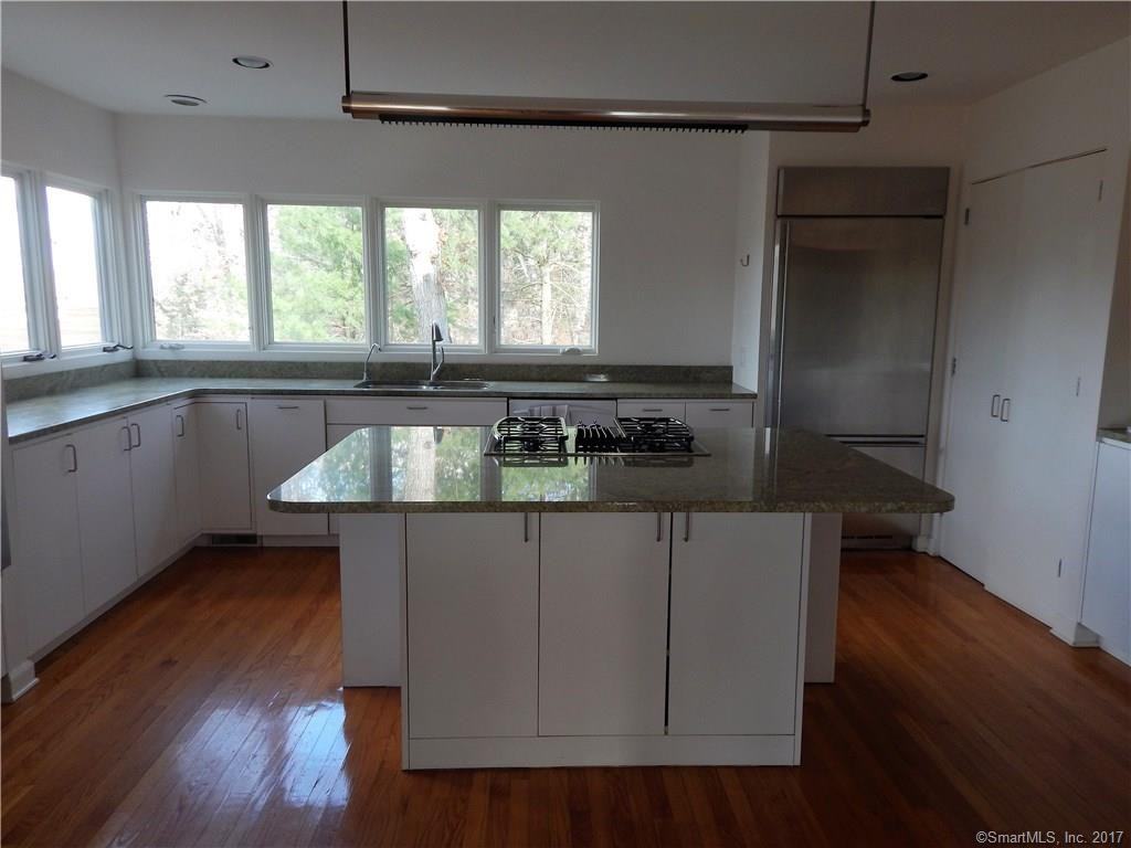 1 Buttonball Rd - Photo 3 of 22