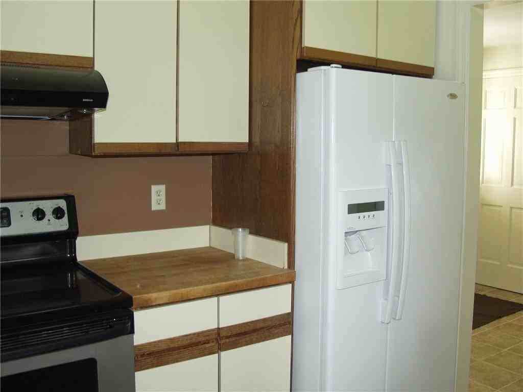 45 Chestnut Woods Rd - Photo 3 of 21