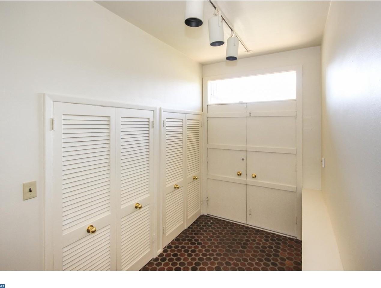 25 Vassar Rd - Photo 3 of 25