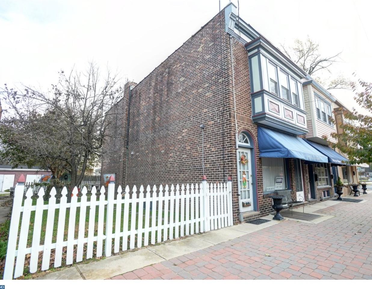 321 E Atlantic Ave - Photo 2 of 4