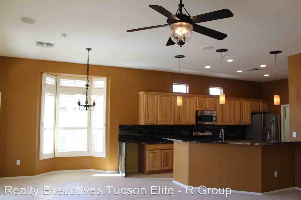 5319 W Tortolita Flats Ln - Photo 3 of 19