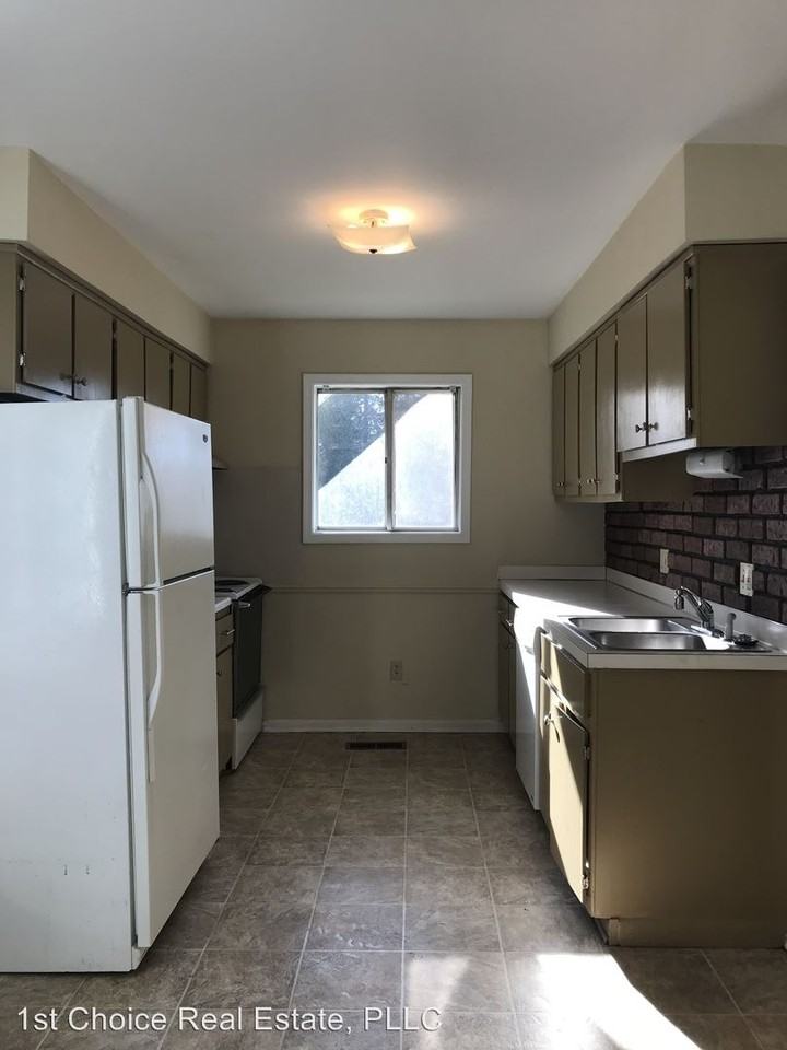 3210 W Holmes Rd - Photo 2 of 17