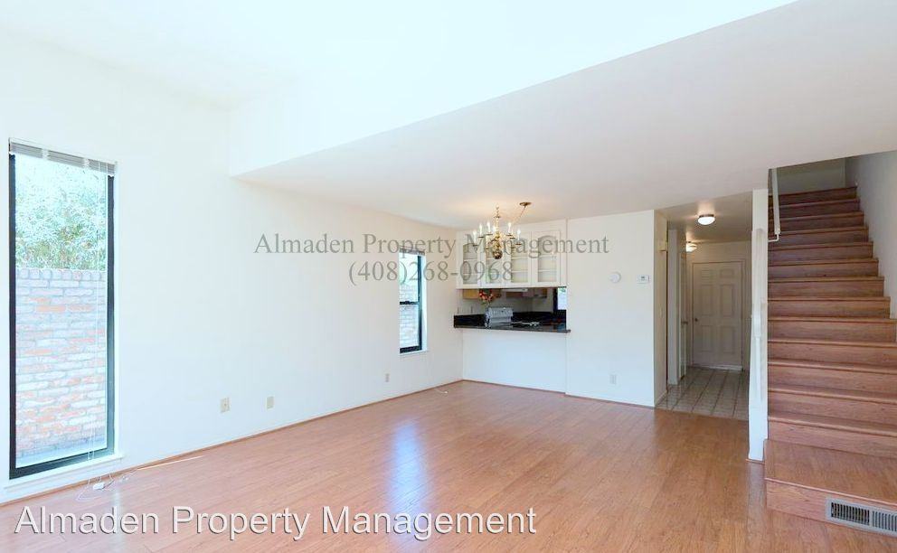 800 Rue Montagne - Photo 2 of 3