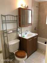 654 Bergen Ave - Photo 1 of 1