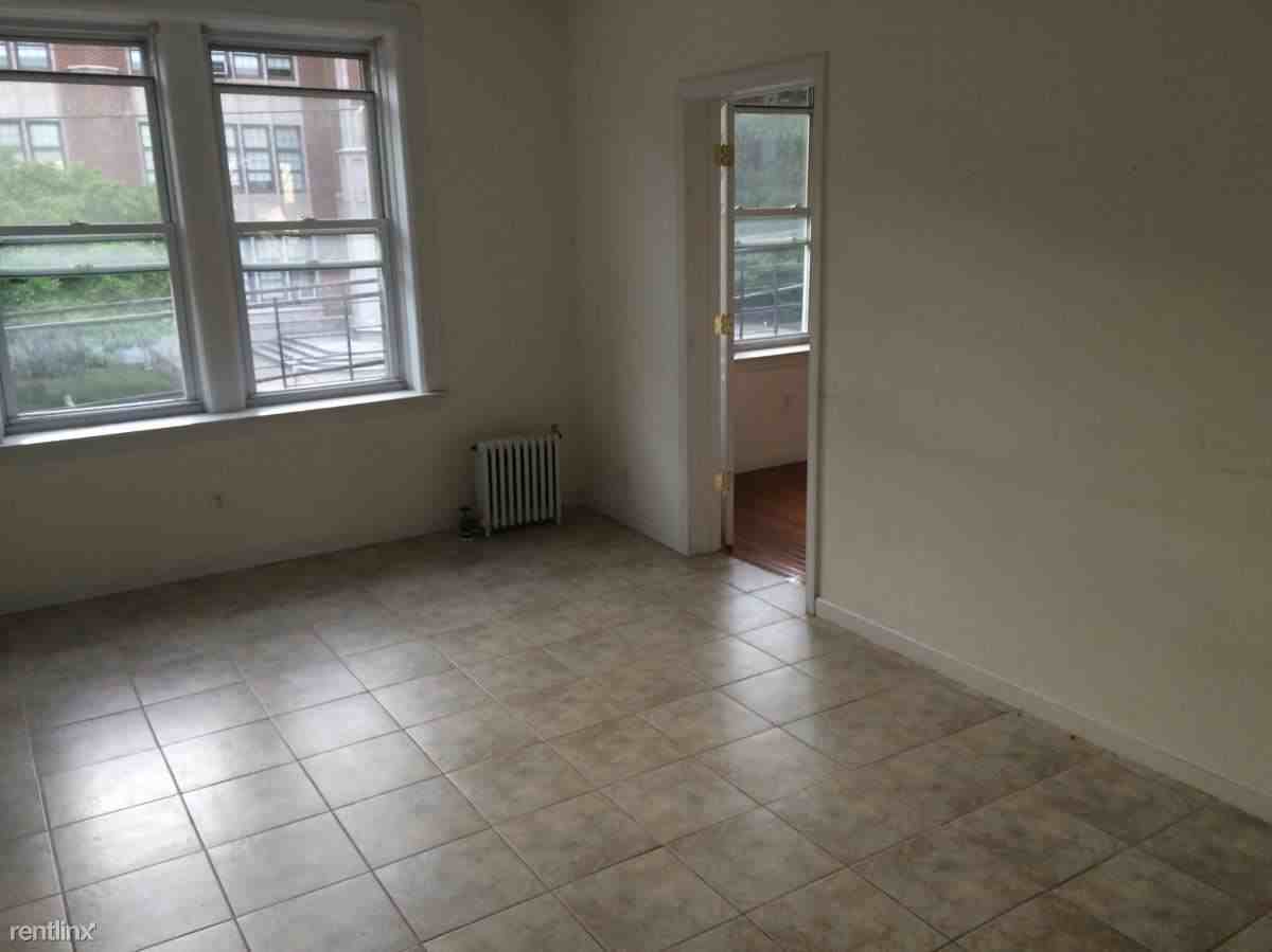 7307 Ocean Ave - Photo 2 of 3