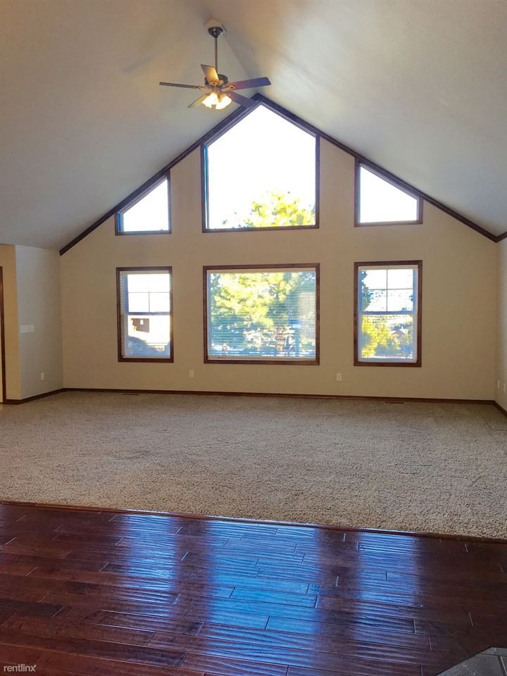 101 Meadowlark - Photo 2 of 28