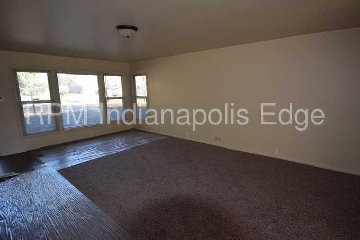 6421 E 13th St - Photo 3 of 16