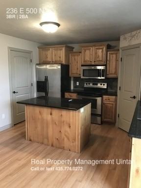 236 E 500 N - Photo 3 of 6