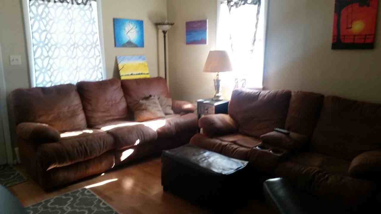 52 Carleton Ave - Photo 3 of 8