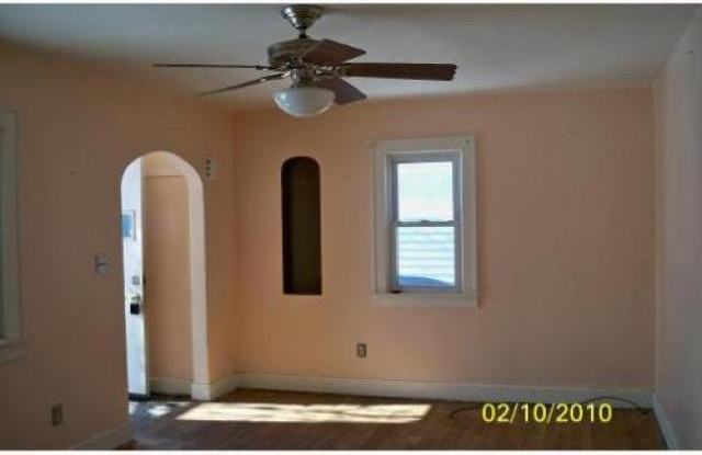 1044 Ontario St - Photo 2 of 6