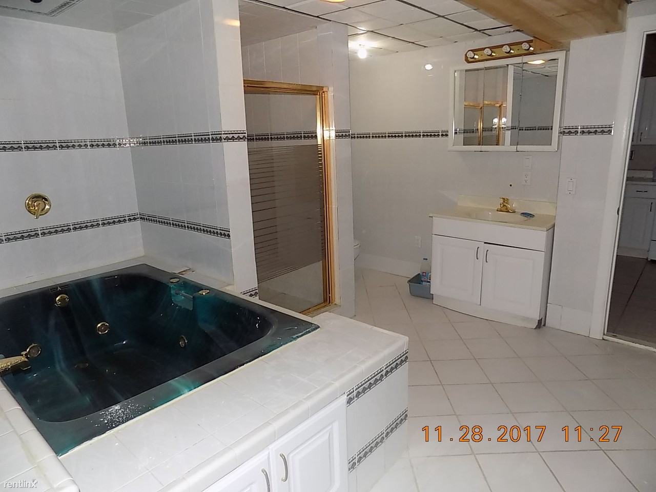 58428 Deerfield Dr - Photo 3 of 17