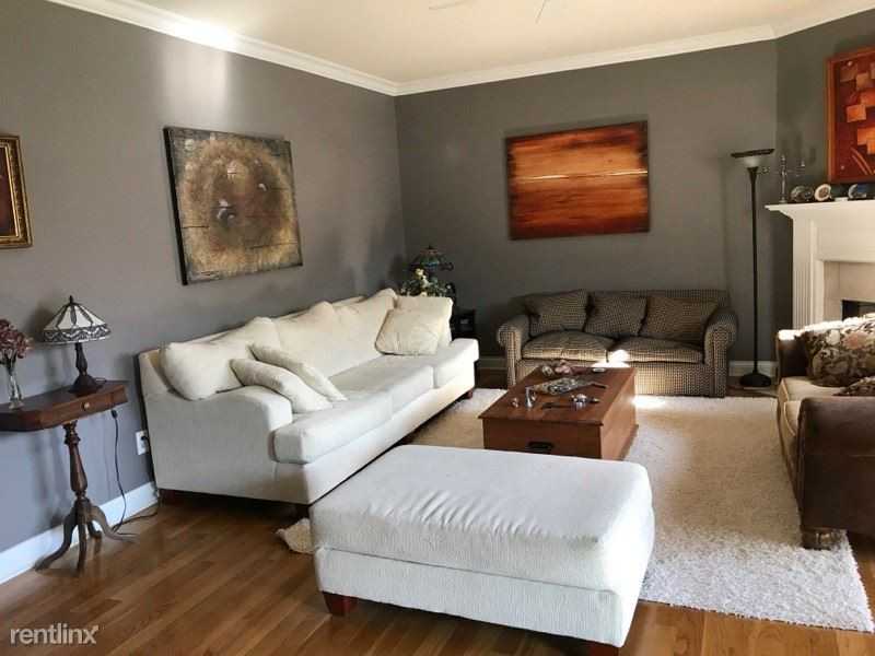 2616 Danhaven Dr - Photo 3 of 7