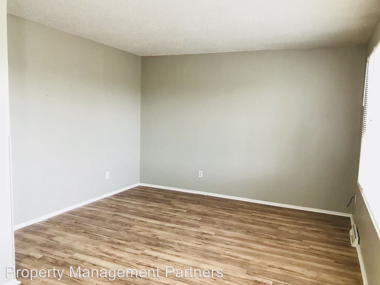 5033 E New Jersey Dr - Photo 3 of 16