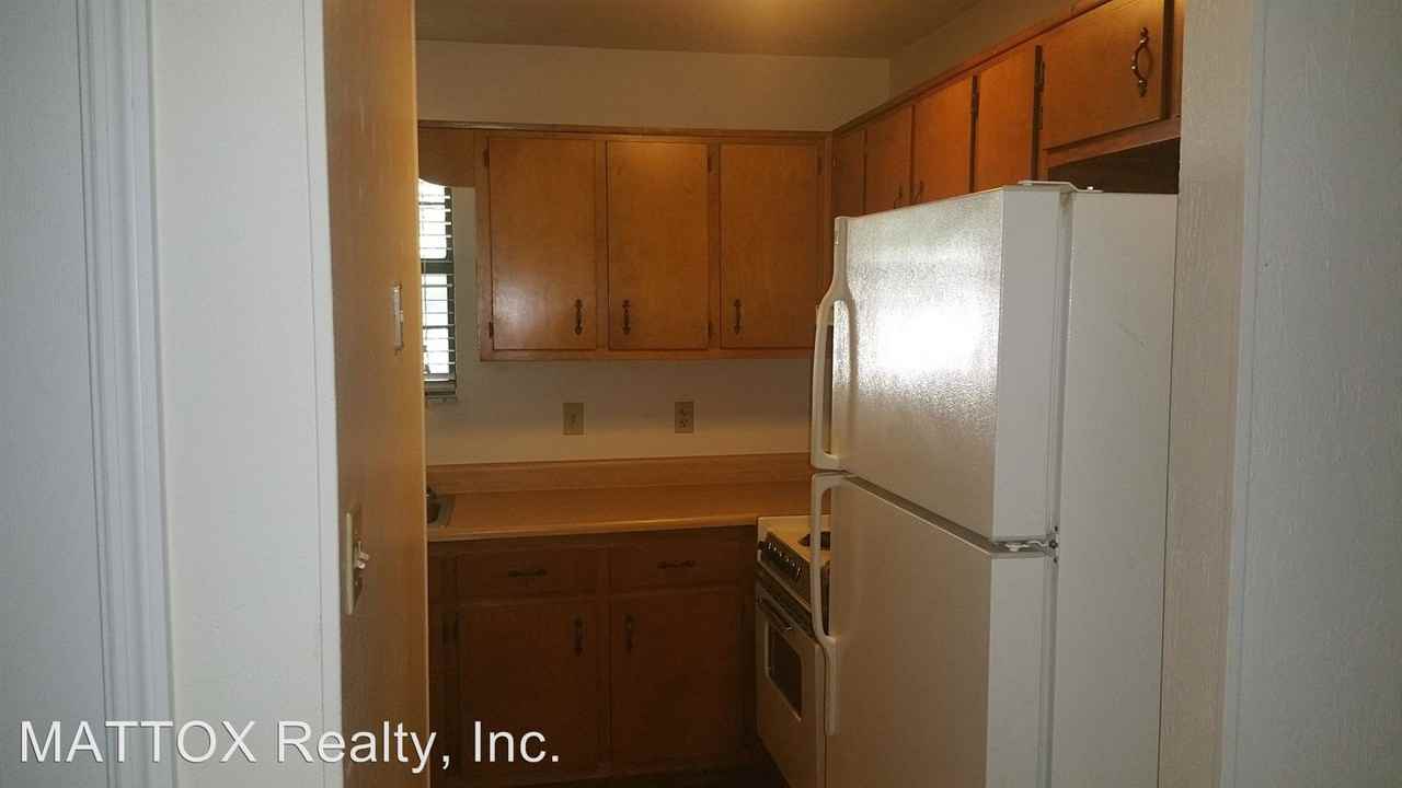 2470 Wren Hollow Dr - Photo 3 of 9