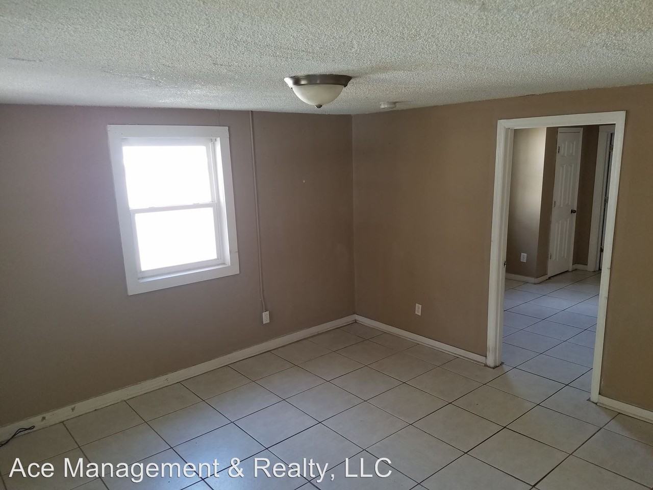 402-404-406-408 12th Ave NW - Photo 2 of 5