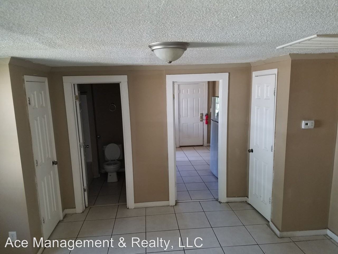 402-404-406-408 12th Ave NW - Photo 3 of 5