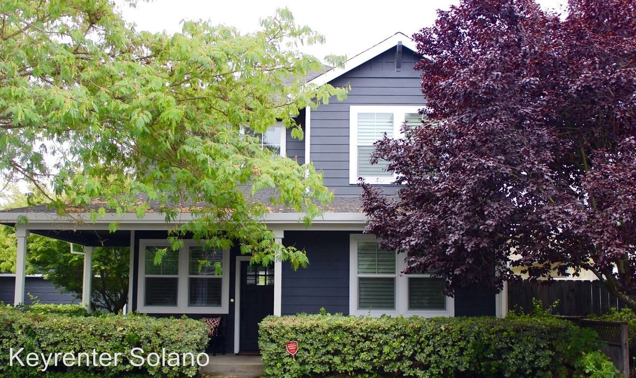 3 Foxglove Ln - Photo 2 of 33