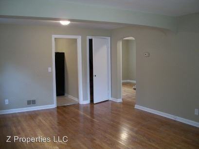 2507 St Albans Ave - Photo 2 of 7