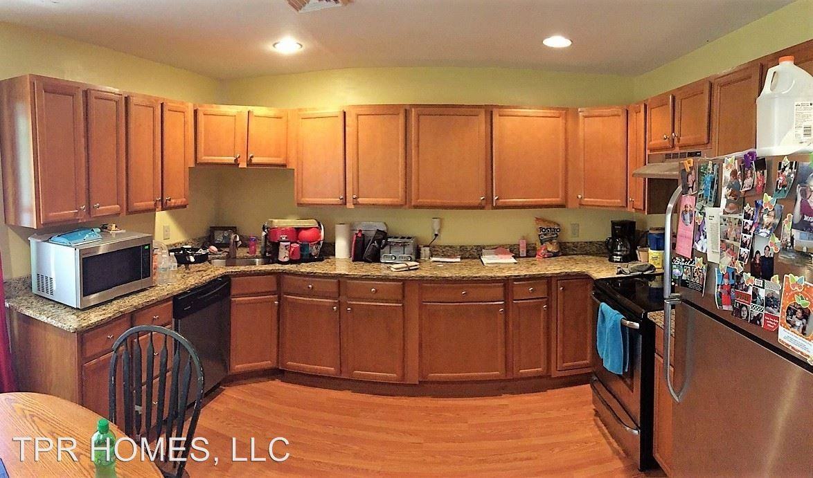 141 Blue Ridge Dr - Photo 3 of 12