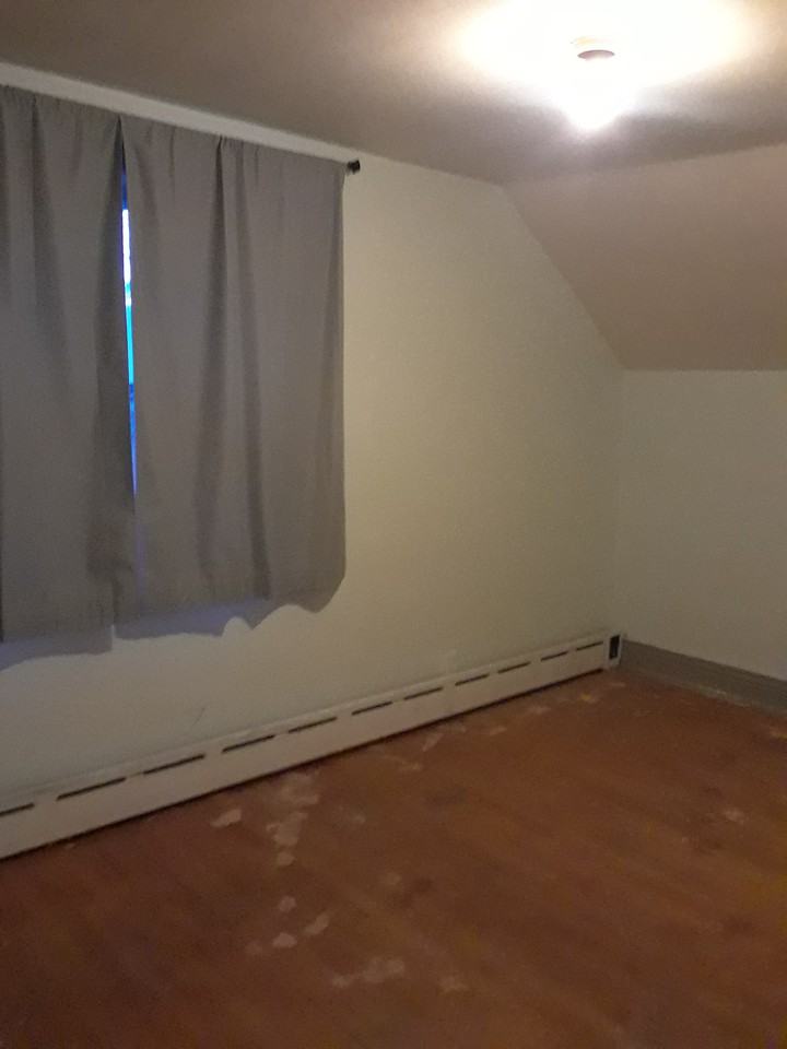 514 Douglas Ave - Photo 3 of 10