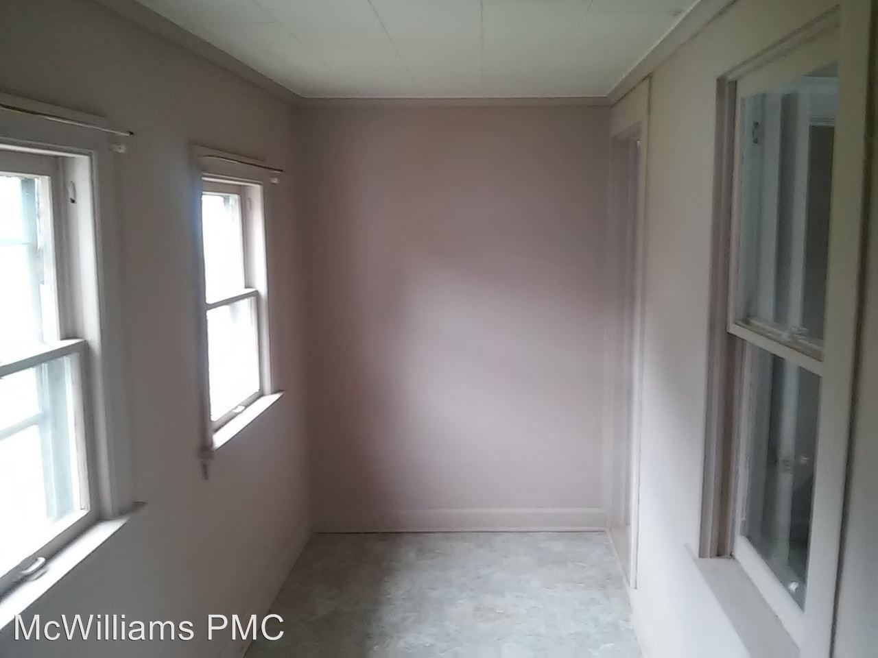 365 Randolph St - Photo 2 of 9