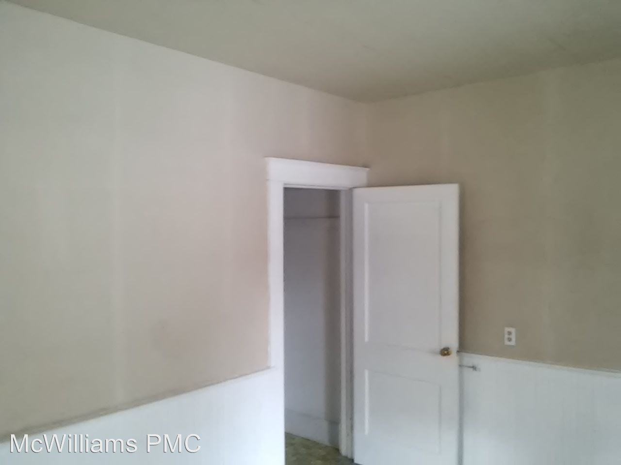 365 Randolph St - Photo 3 of 9