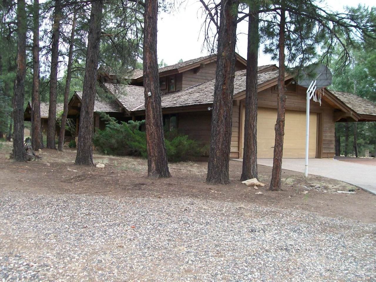 4900 E Mt Pleasant Dr - Photo 2 of 14