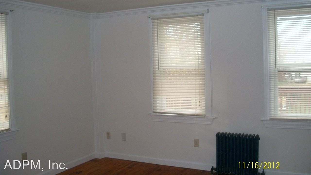 18 Union St - Photo 3 of 9