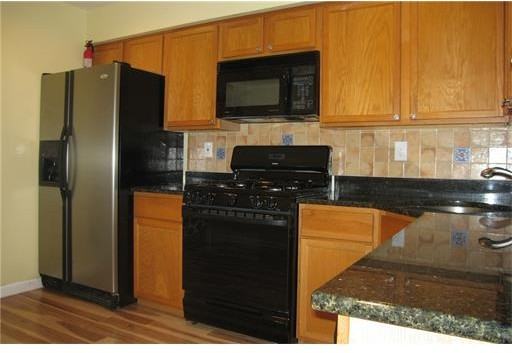 101 Sassafras Ct - Photo 3 of 12