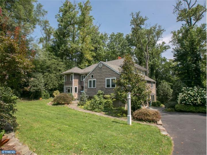 531 Narberth Ave - Photo 2 of 25