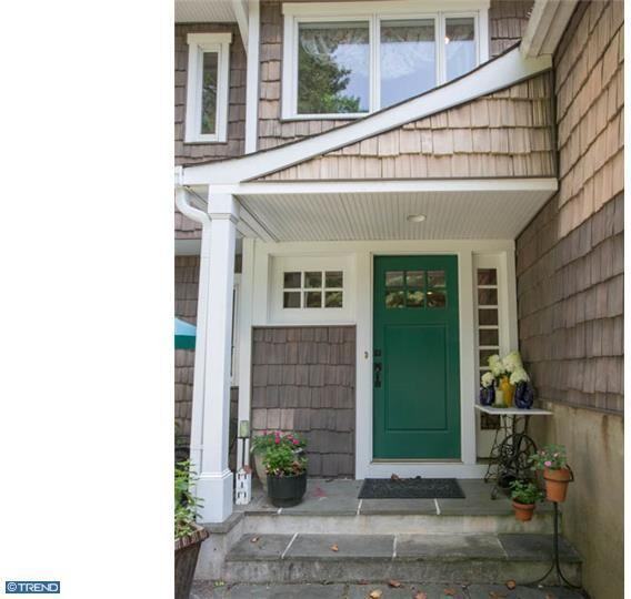 531 Narberth Ave - Photo 3 of 25