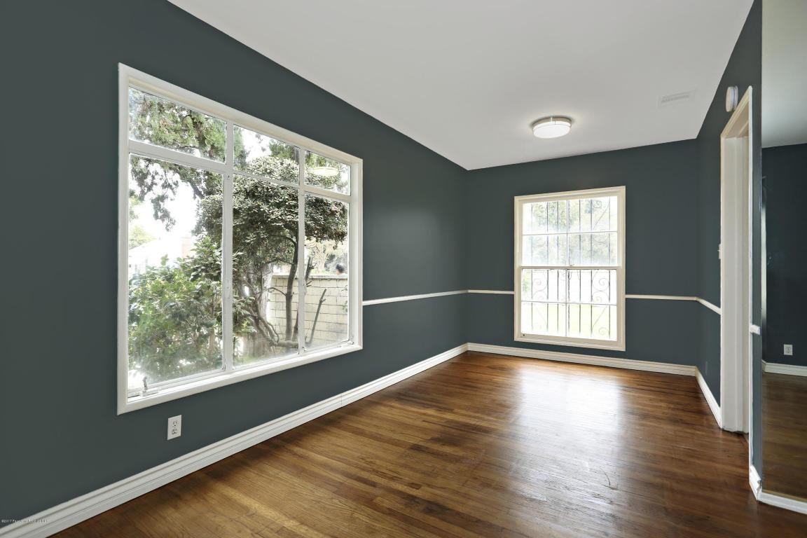 11203 Freer St - Photo 3 of 23