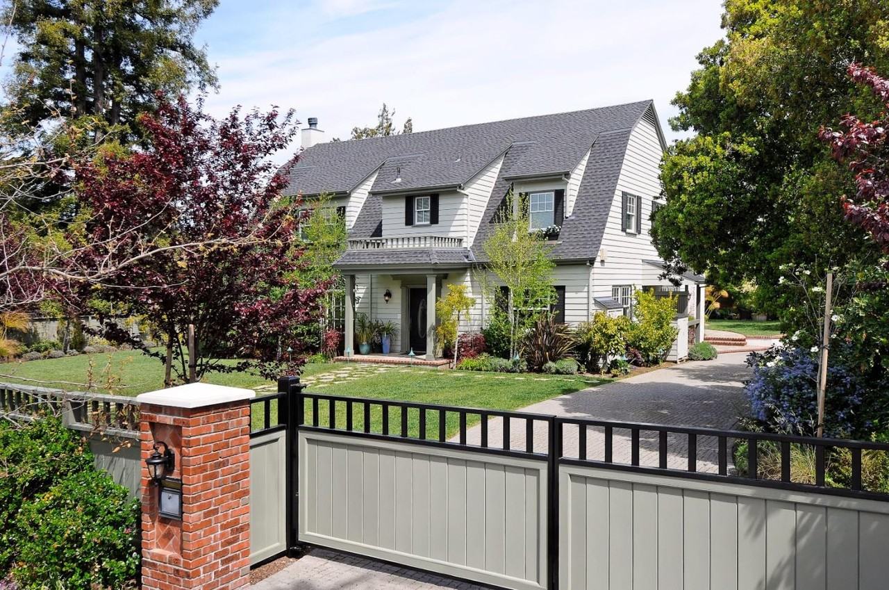 720 Brewer Dr - Photo 2 of 29