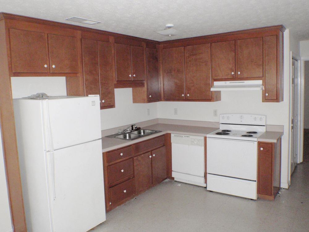 6765 W Strickland St - Photo 2 of 5