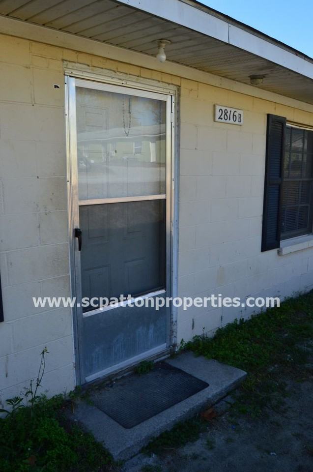 2816B Howell Ct - Photo 3 of 11