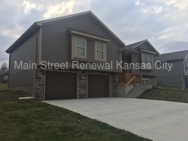 421 Sunflower Dr - Photo 2 of 22