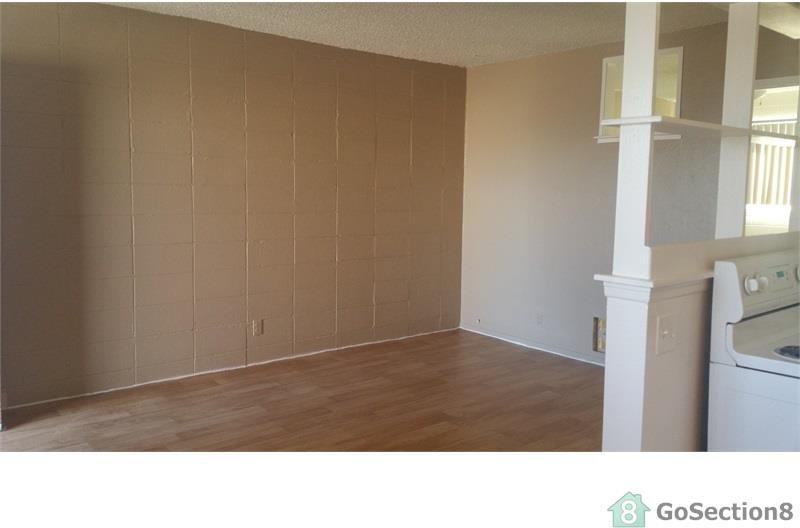3121 Karen Ave - Photo 3 of 6