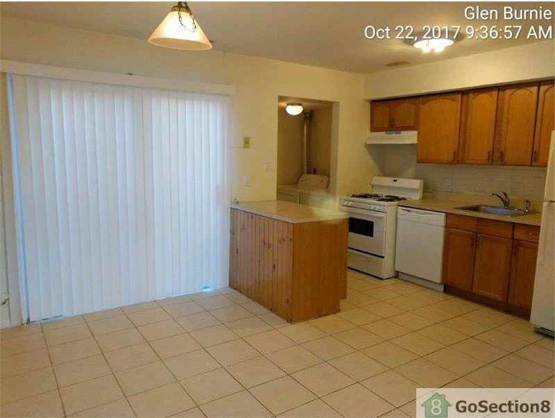 6411 Jefferson Pl - Photo 3 of 9