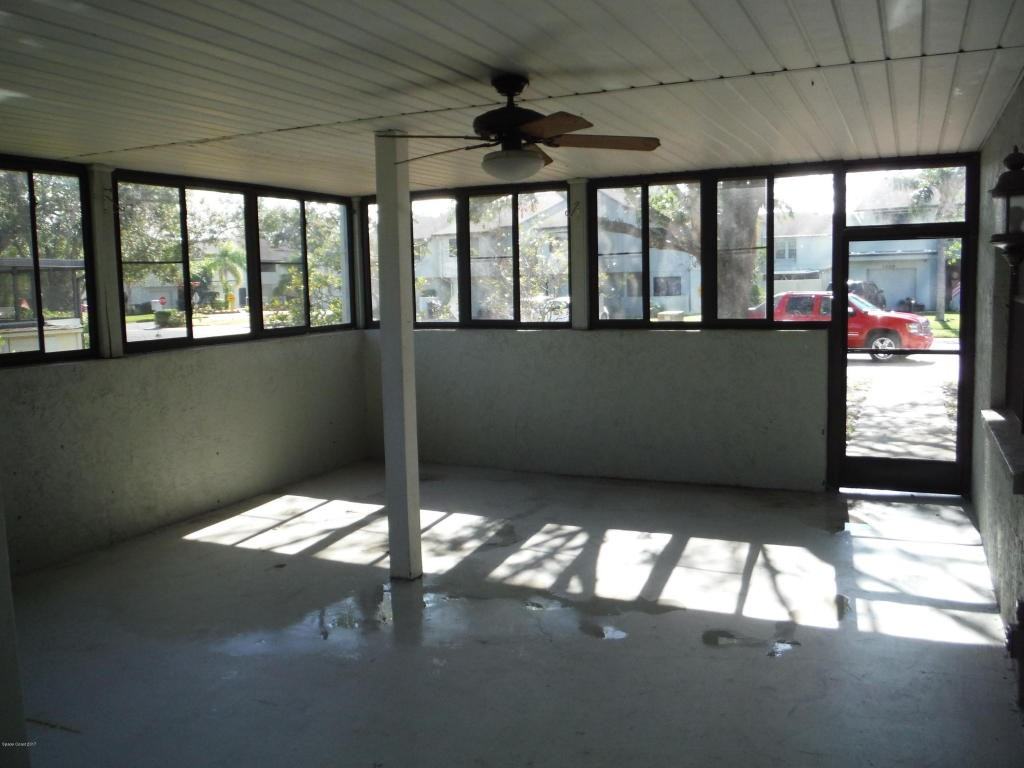 1910 Dipol Courtway - Photo 3 of 19