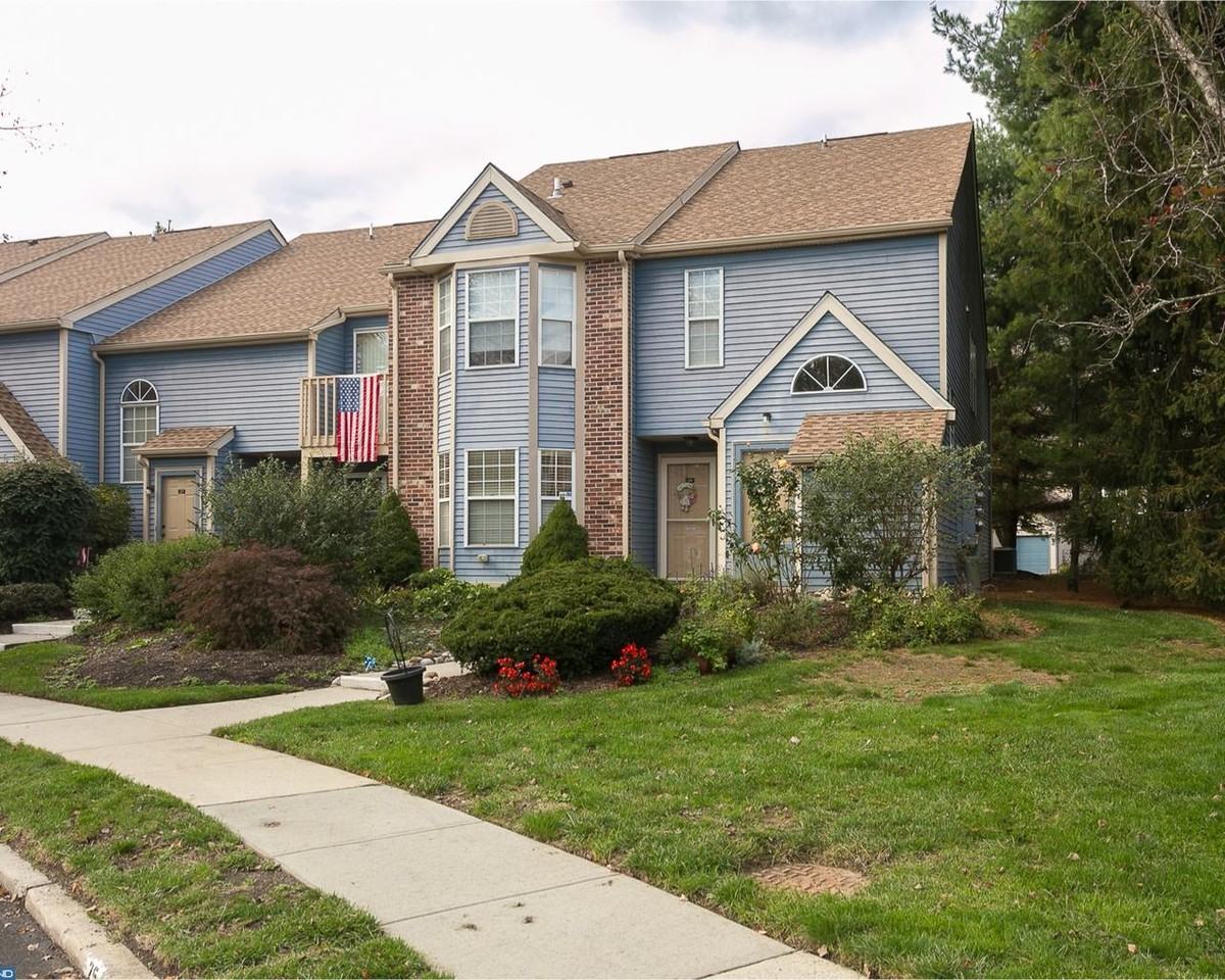 25 Tilia Ct - Photo 2 of 24