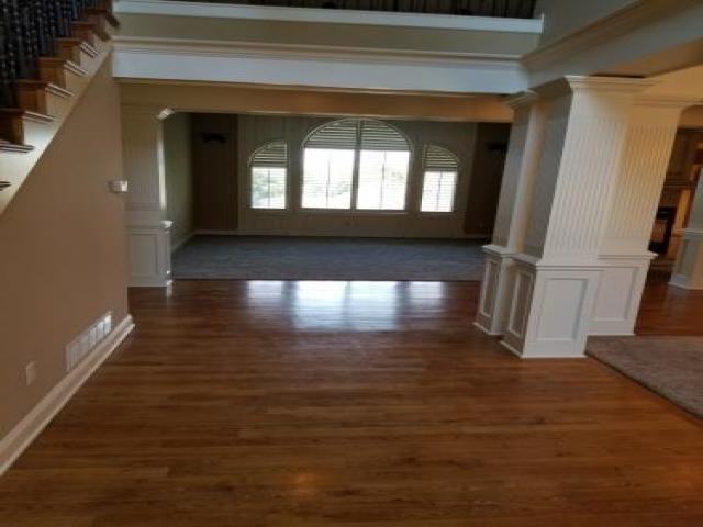10505 NW River Hills Dr - Photo 3 of 6