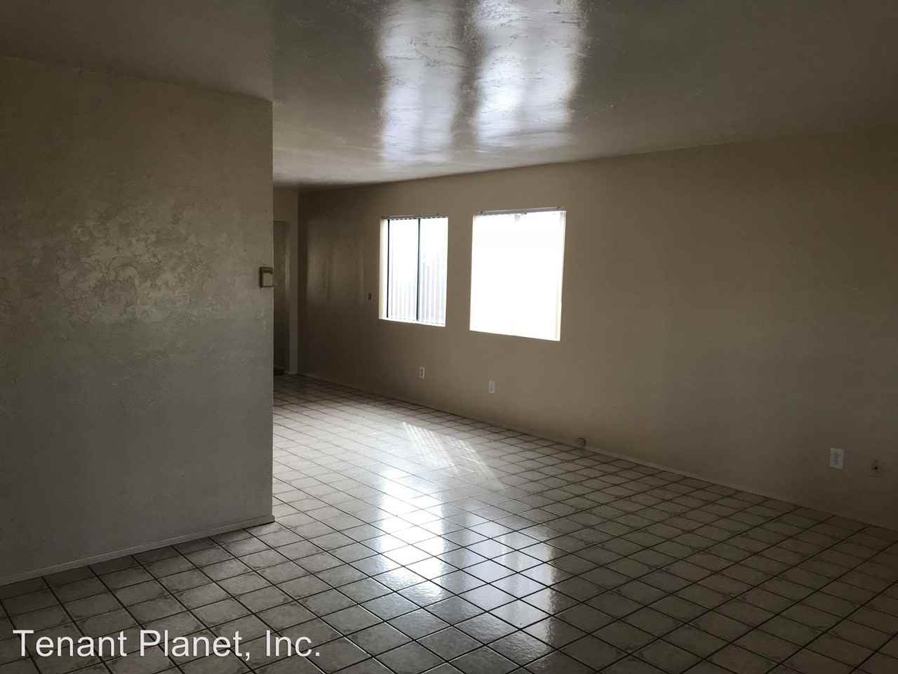 218 E Palomar St - Photo 2 of 15