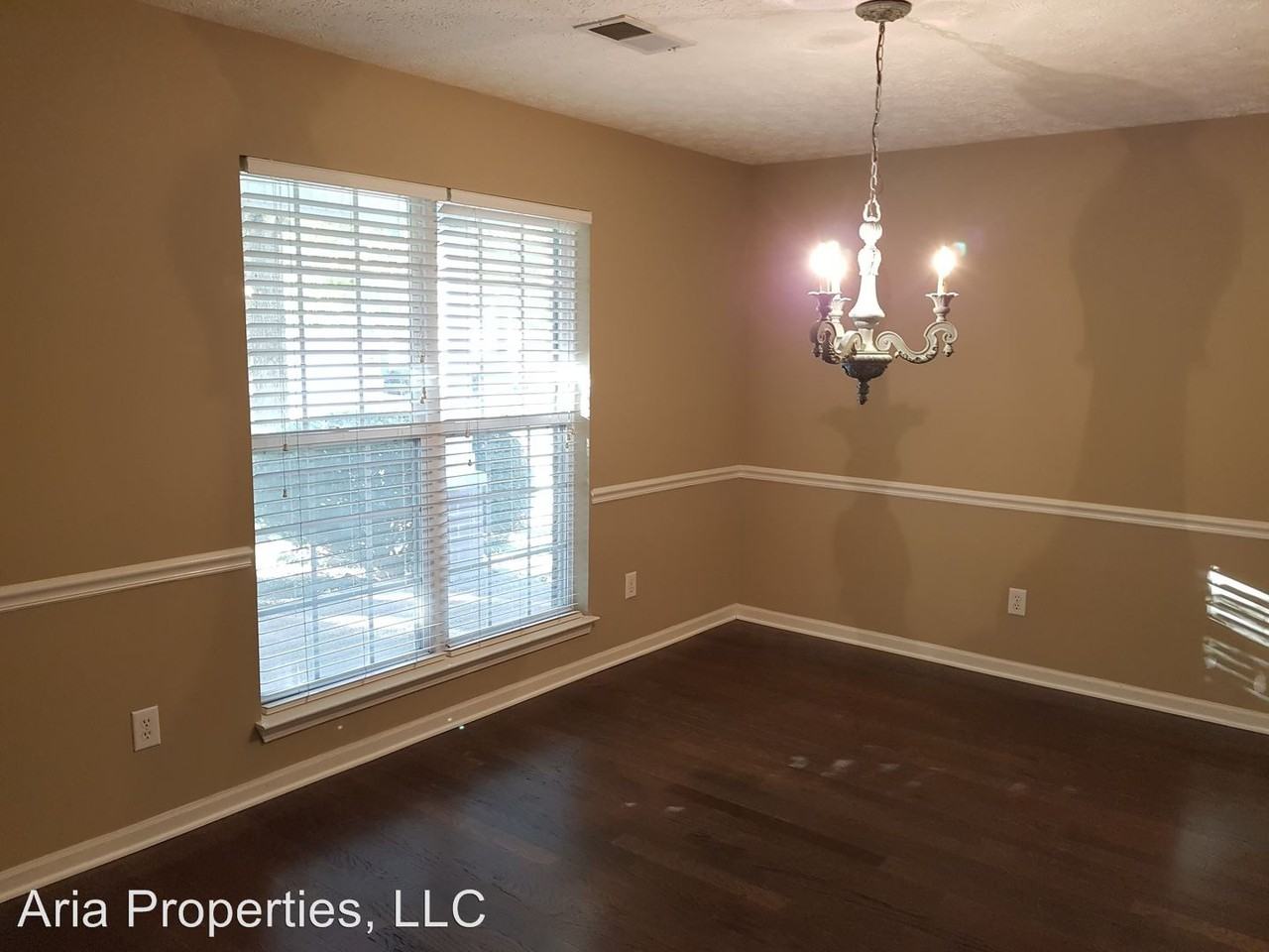 3112 Winberry Dr - Photo 3 of 17